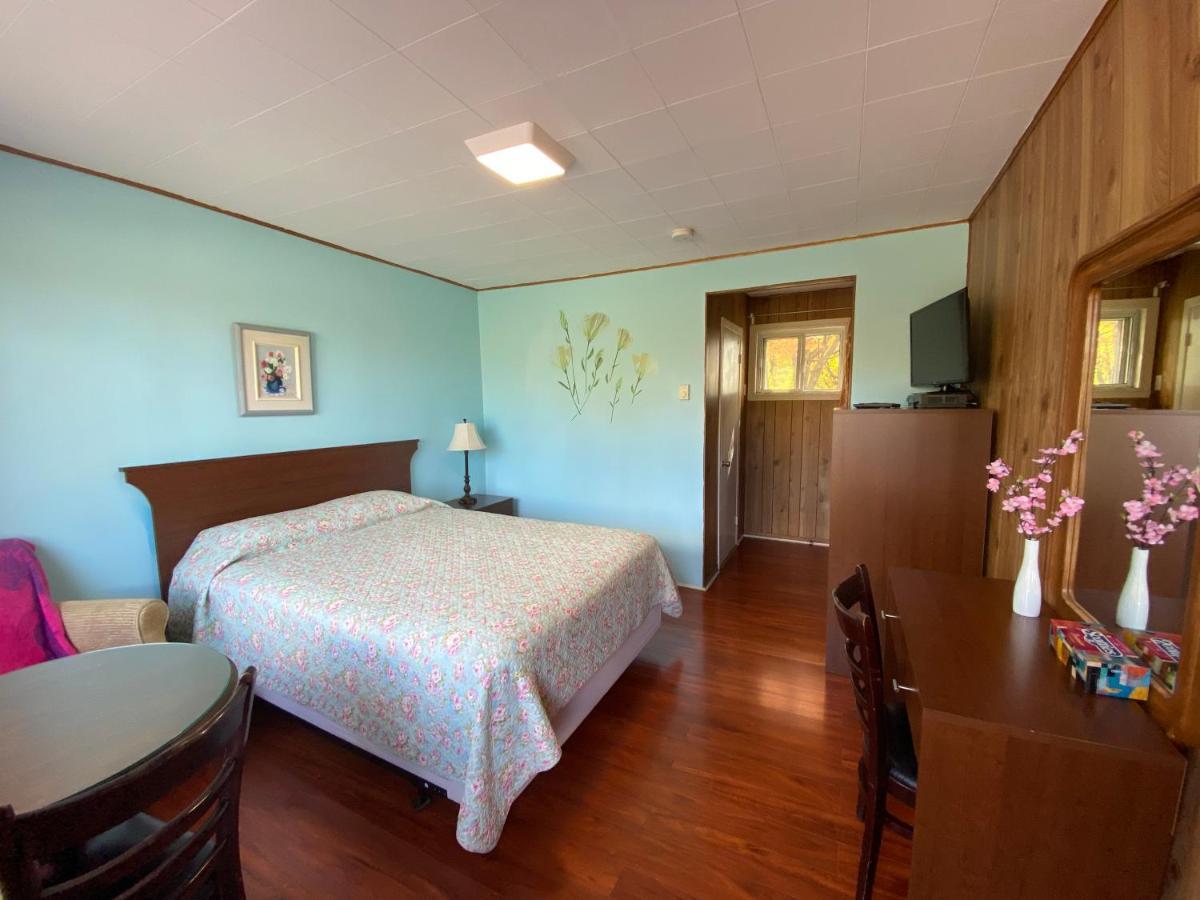 Motel Des Erables Coteau-du-Lac Экстерьер фото