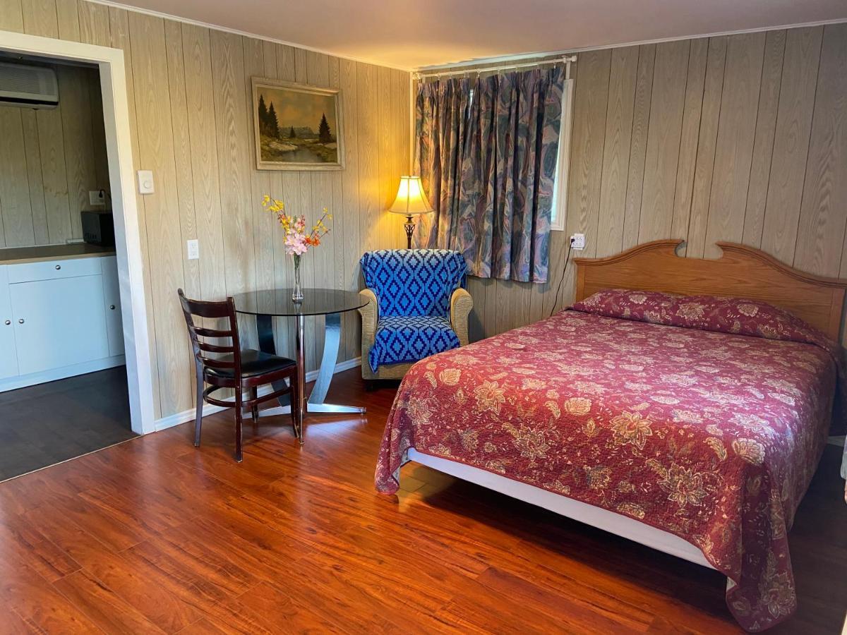 Motel Des Erables Coteau-du-Lac Экстерьер фото