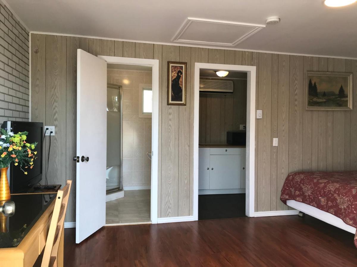 Motel Des Erables Coteau-du-Lac Экстерьер фото