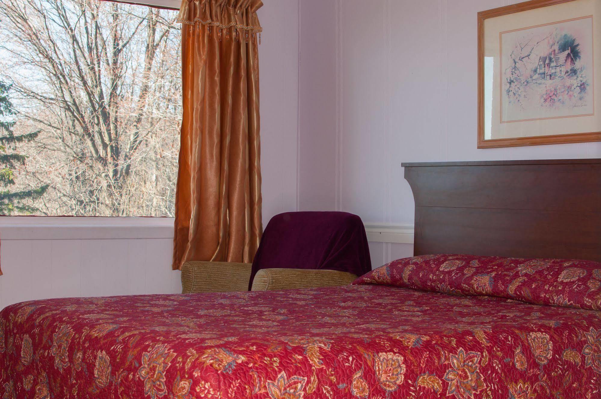 Motel Des Erables Coteau-du-Lac Экстерьер фото