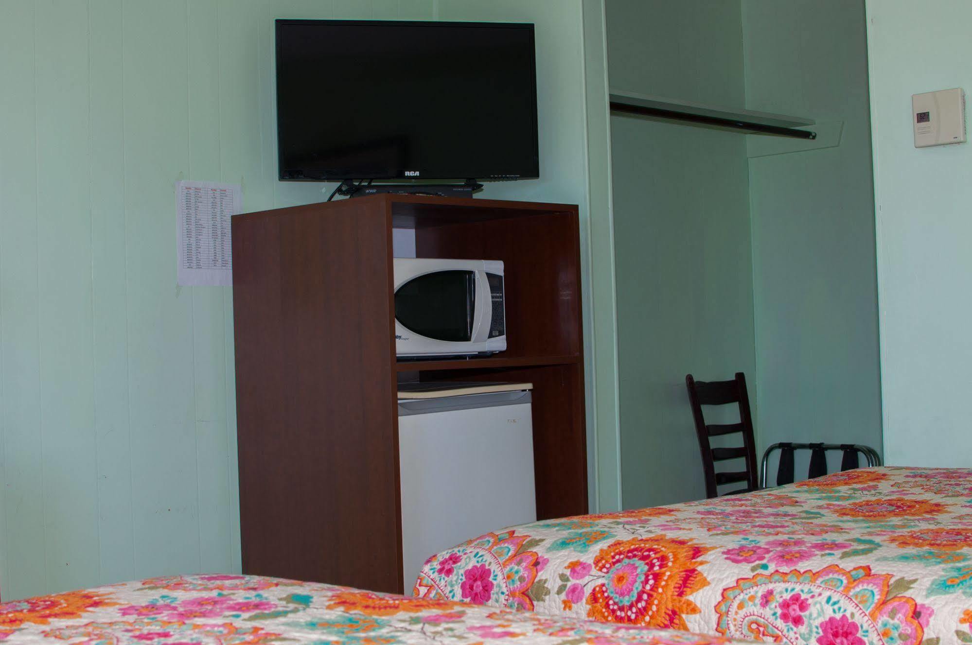 Motel Des Erables Coteau-du-Lac Экстерьер фото